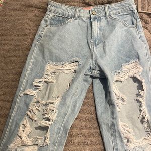 size 5 brand crystal rock a blueish color